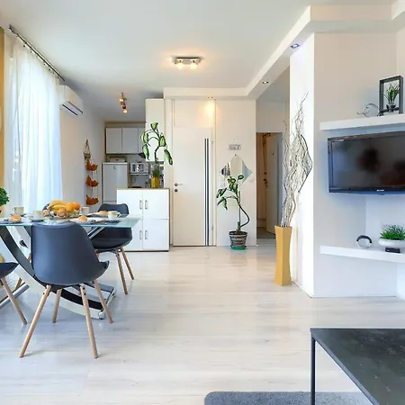 Seny Gold Pula Exterior photo