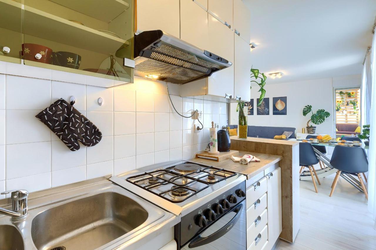 Apartament Seny Gold *
